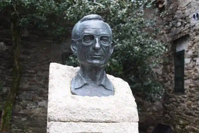 Pfarrer-Elias-Valino
