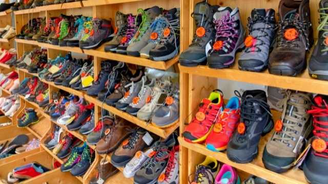 Welche Schuhe für den Jakobsweg Packliste