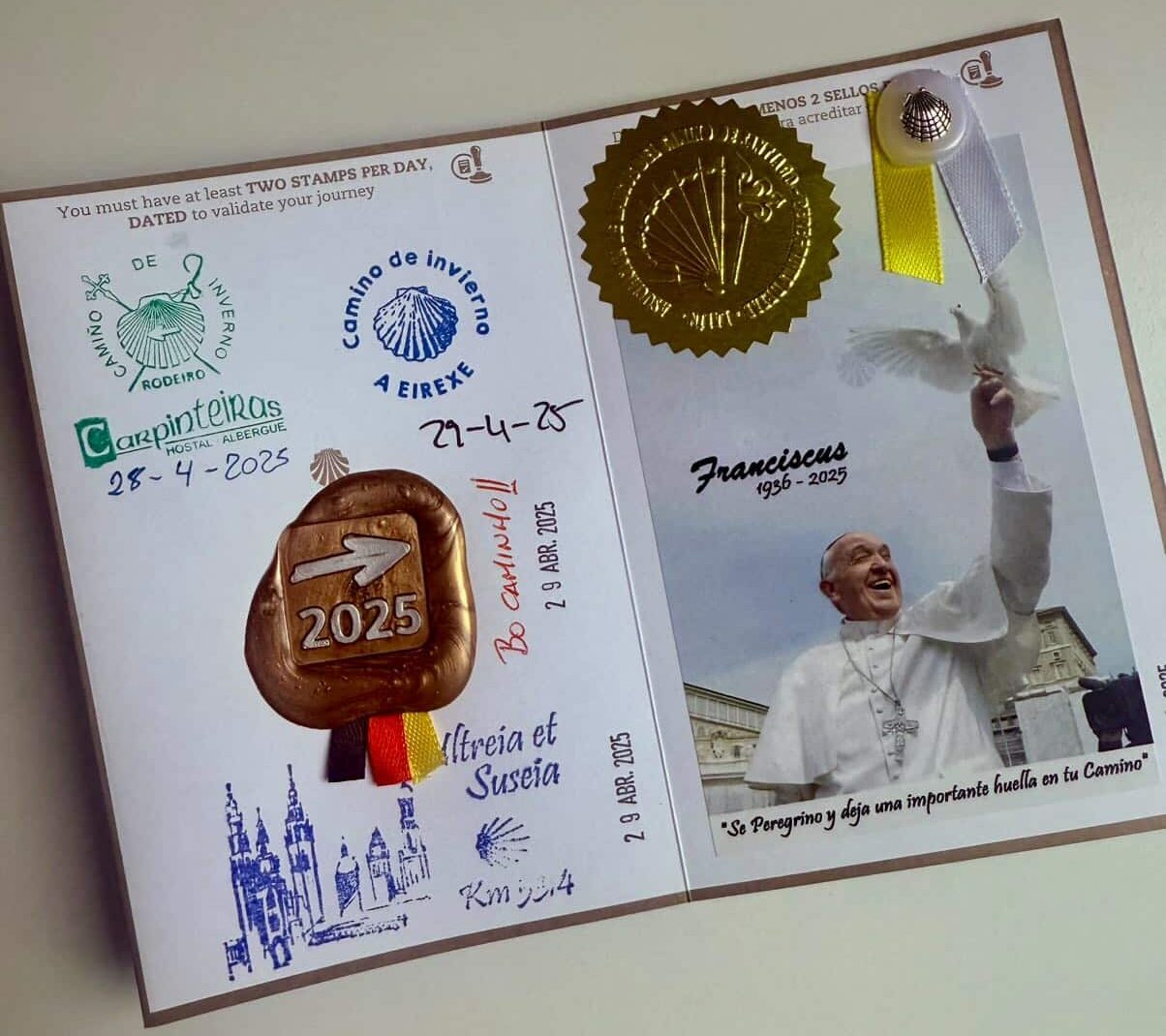 besonderer Pilgerstempel zum Tod von Papst Franziskus